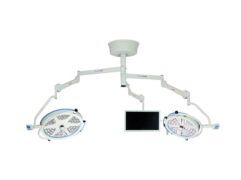 Foco Cirúrgico SKYLED de Teto Três Braços 120 / 160 Com Suporte para Monitor (120.000 LUX + 160. LUX